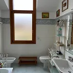 Ferienhaus Segunda Planta De Chalet Con Piscina Con Entrada Independiente