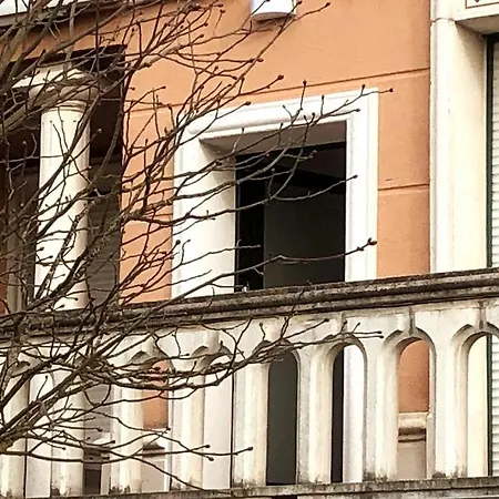 Segunda Planta De Chalet Con Piscina Con Entrada Independiente